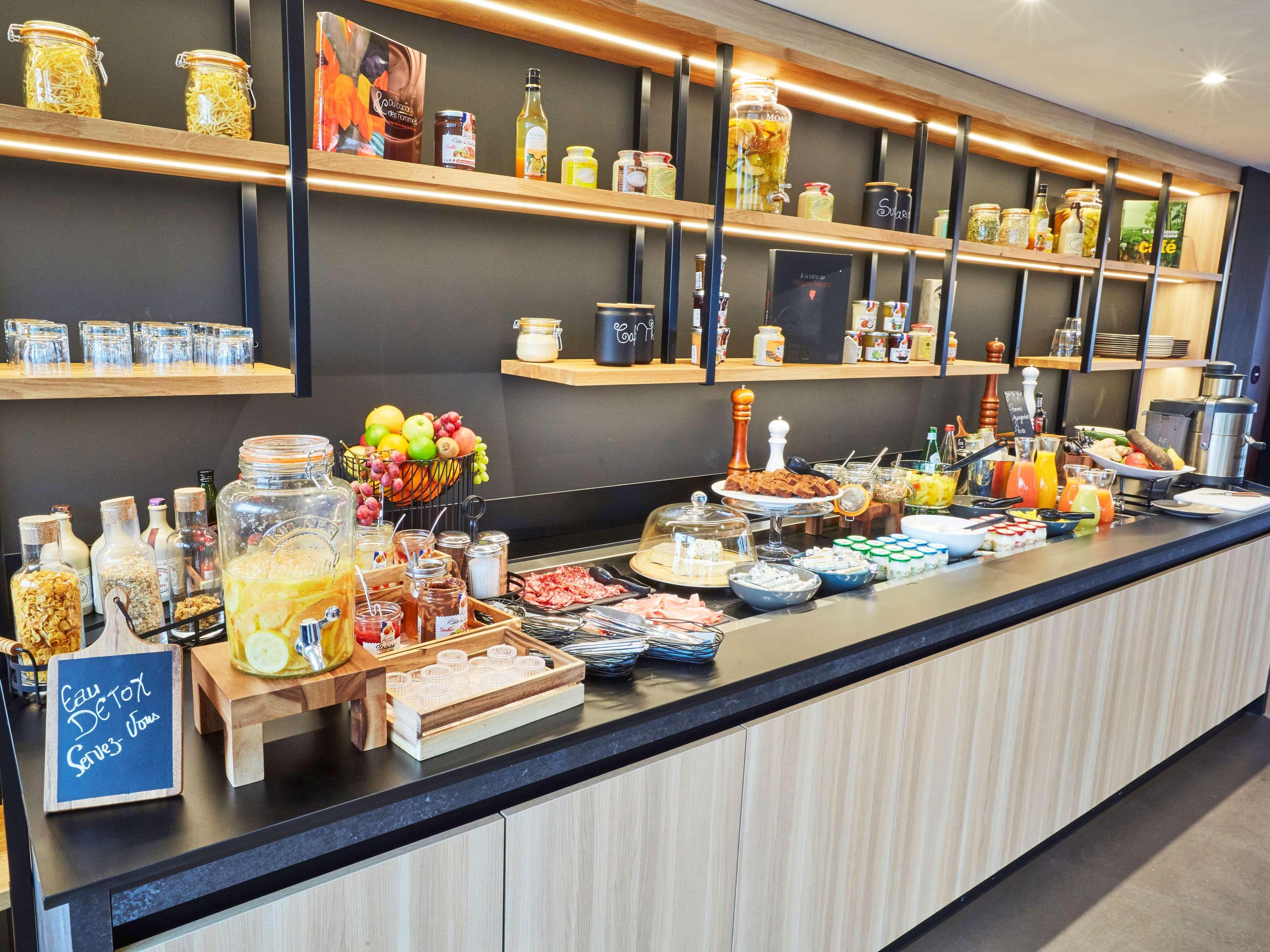 Radisson Hotel Paris Le Bourget Luaran gambar