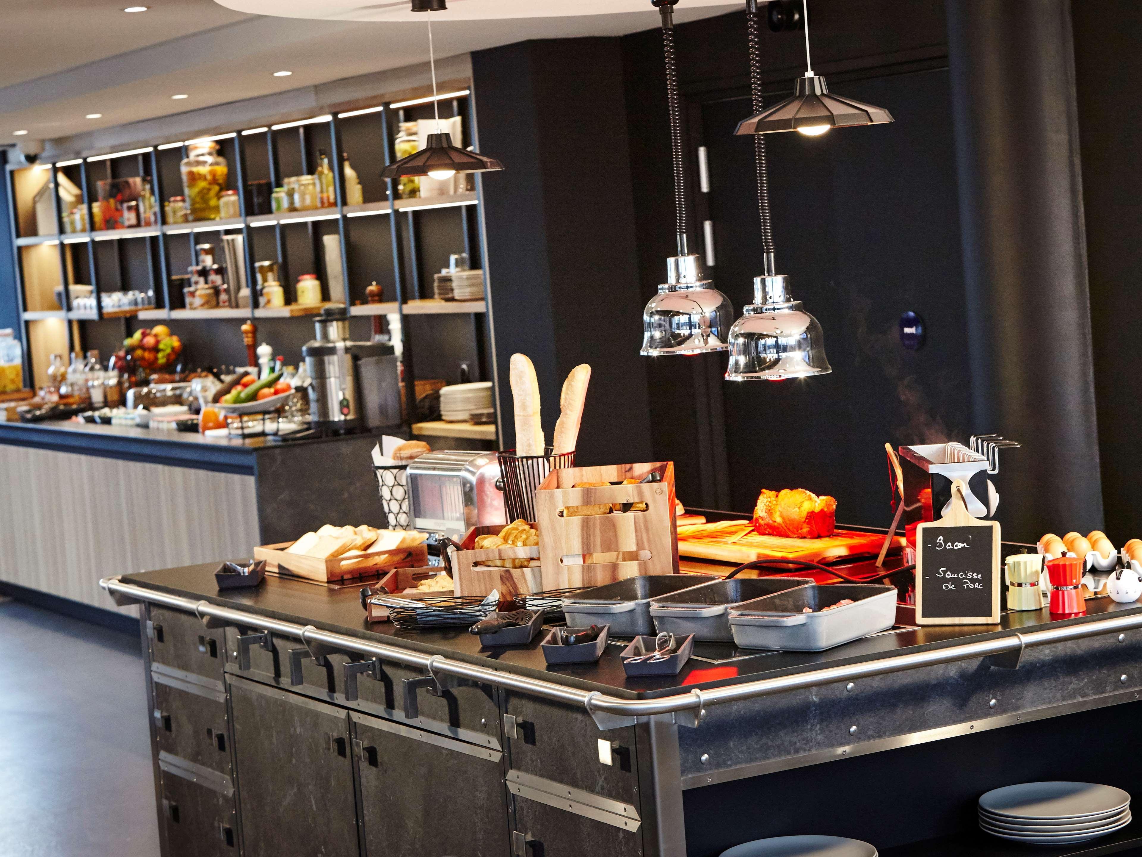 Radisson Hotel Paris Le Bourget Luaran gambar