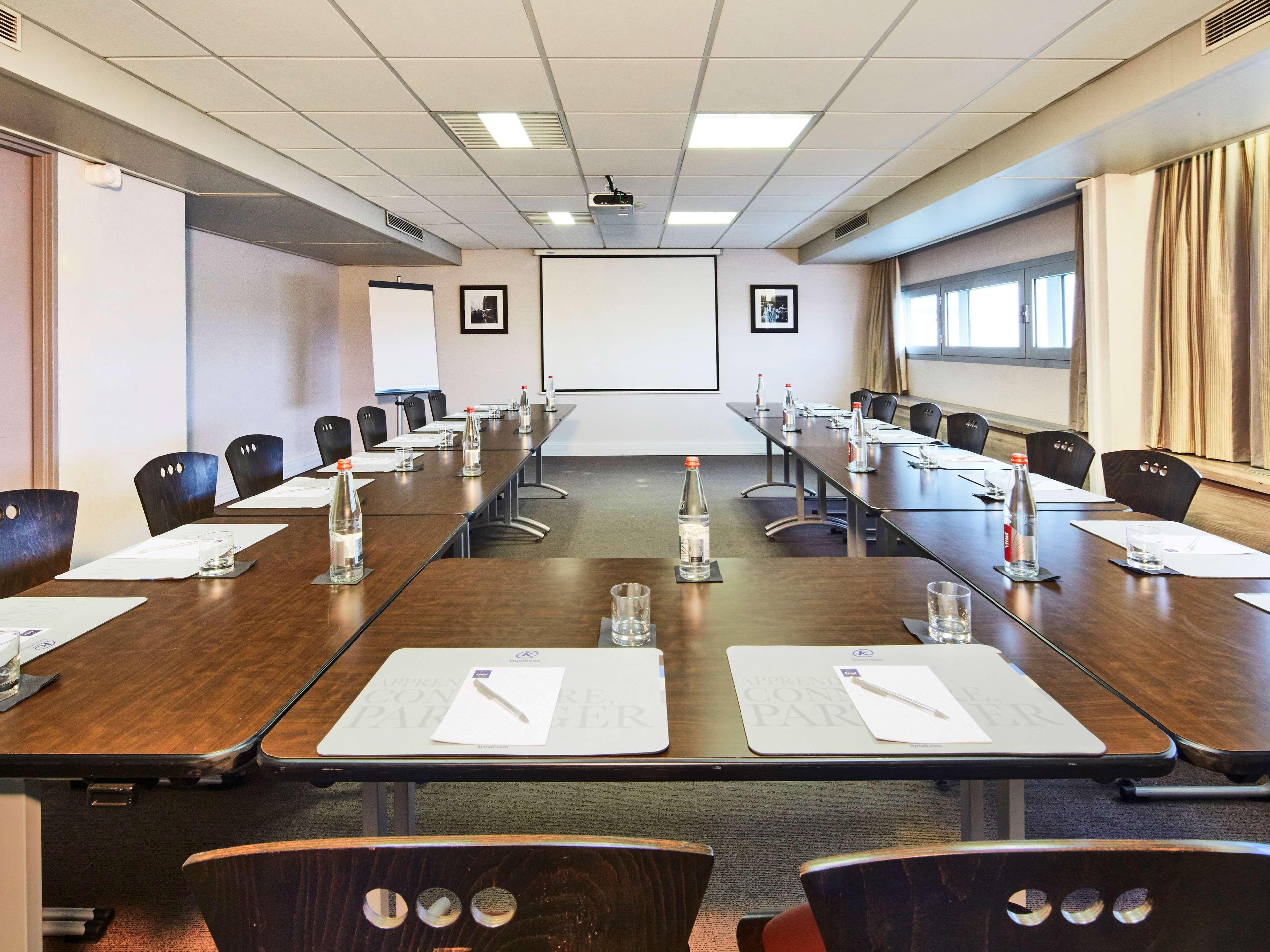 Radisson Hotel Paris Le Bourget Luaran gambar