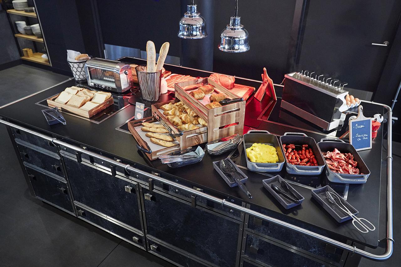 Radisson Hotel Paris Le Bourget Luaran gambar